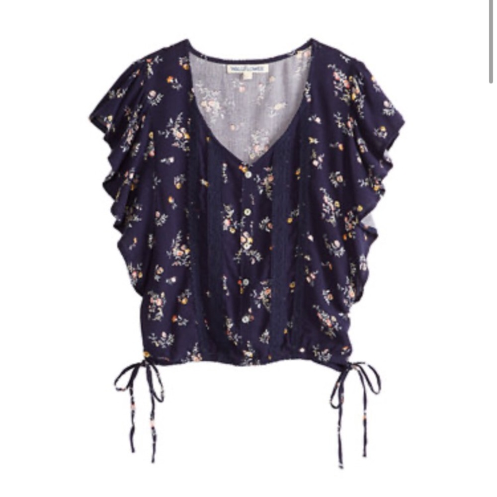 🆕 Shirt - Navy floral print